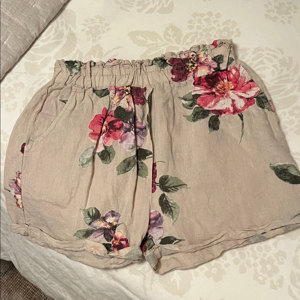 Floral Linen Print Women's Shorts